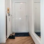 Lovely In Апартаменты Аугсбург