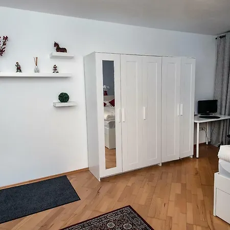 Lovely In Апартаменты Аугсбург